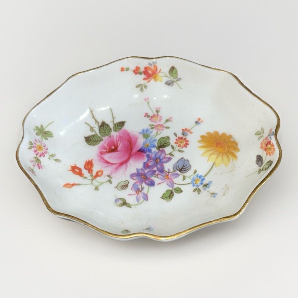 Royal Crown Derby Derby Posies Pin Dish Scalloped Gold Trim Bone China England